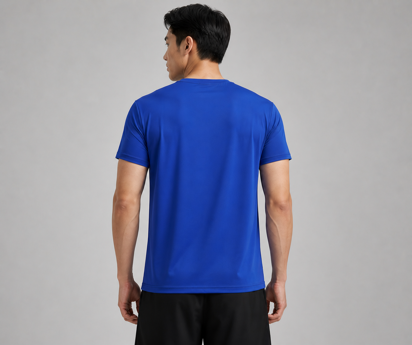 THE UTILITY PERFORMANCE TEE